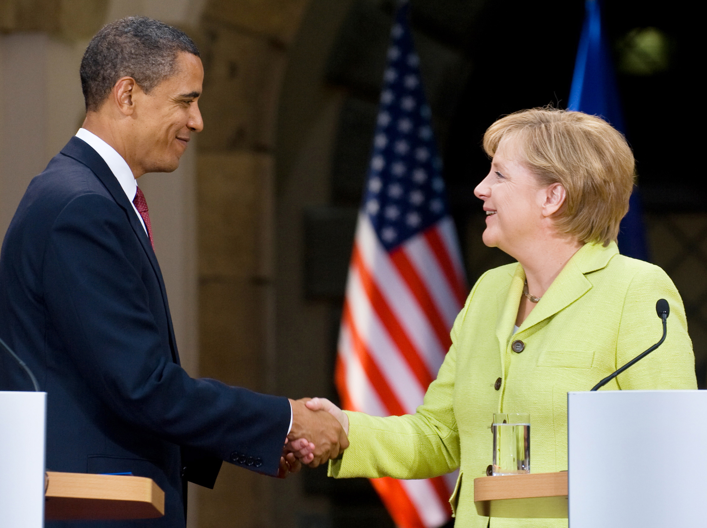 Barack Obama y Angela Merkel amistosos Barack Obama y Angela Merkel