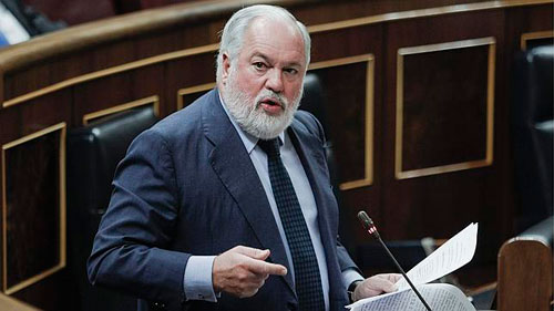 Arias Cañete, candidato del PP Arias Cañete, candidato del PP